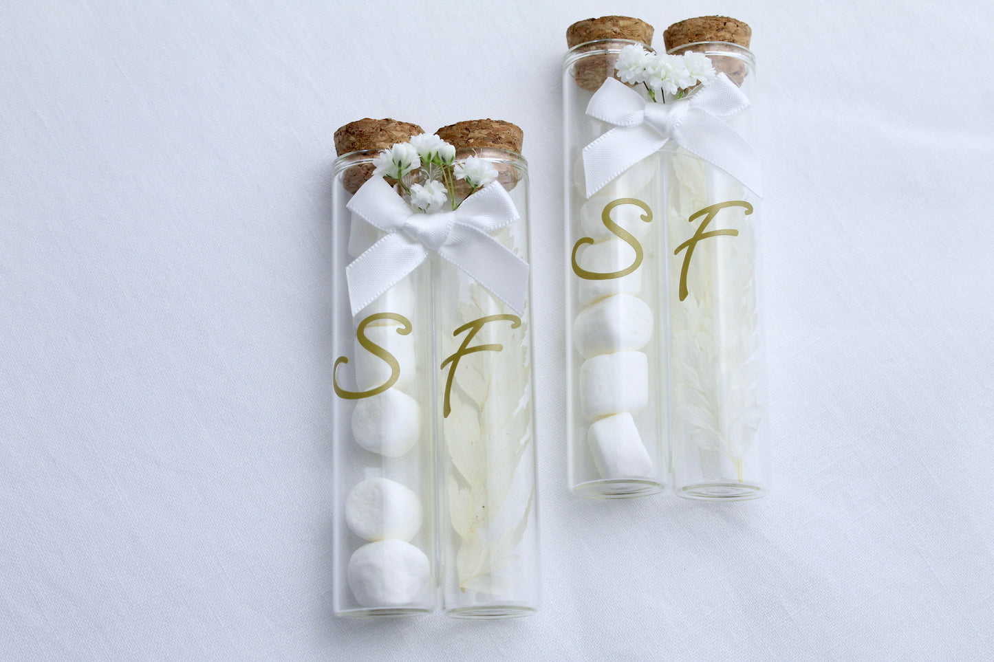 Glasfläschchen „Hochzeitstag“.