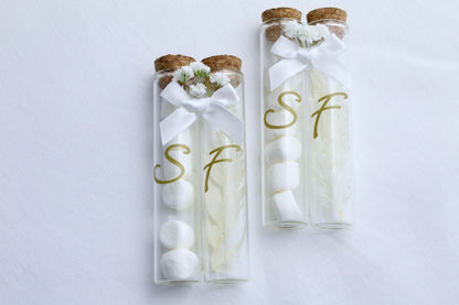 Glasfläschchen „Hochzeitstag“.
